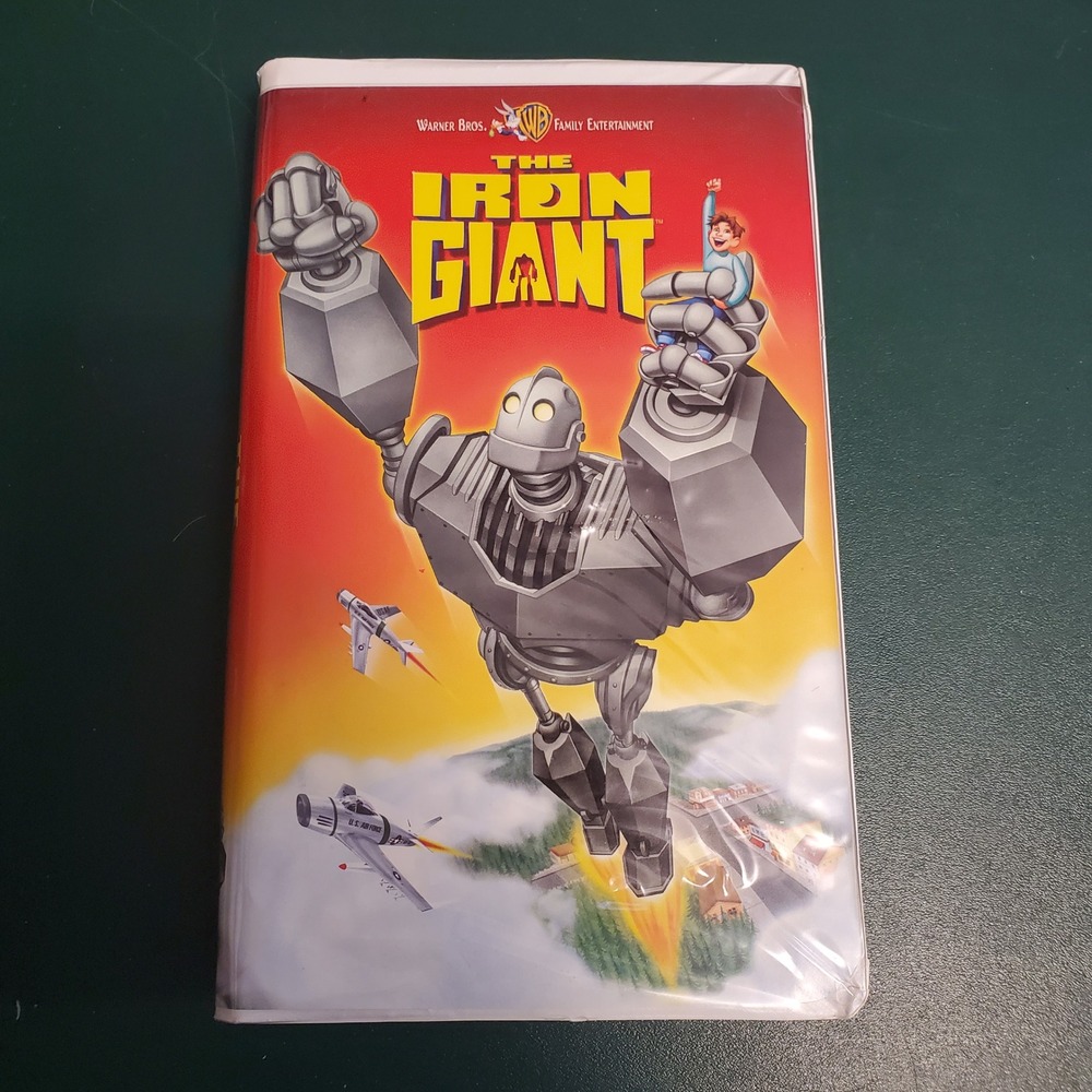 The Iron Giant VHS 1999 Warner Bros Family Entertainment Clamshell Case